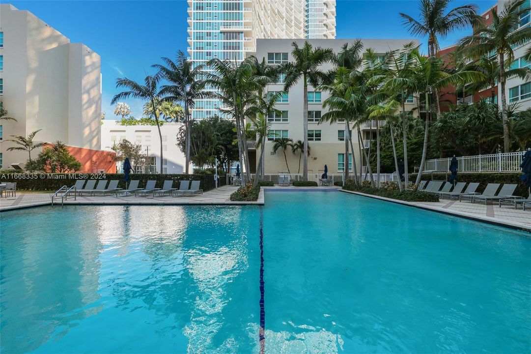 Recently Rented: $5,000 (3 beds, 2 baths, 1406 Square Feet)