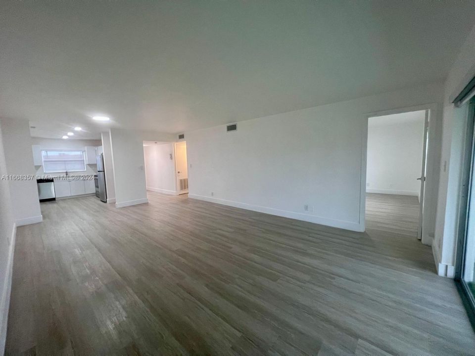 En Venta: $199,000 (2 camas, 2 baños, 1030 Pies cuadrados)