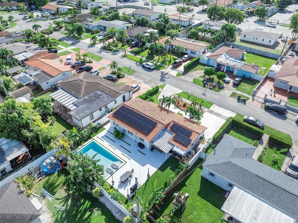 En Venta: $845,950 (3 camas, 2 baños, 1483 Pies cuadrados)