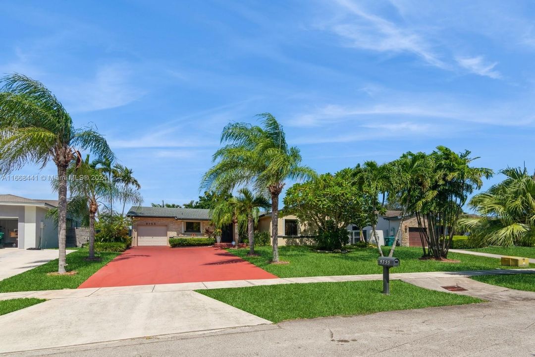 For Sale: $725,000 (4 beds, 2 baths, 2056 Square Feet)