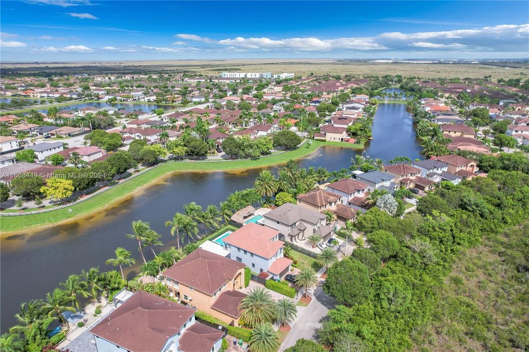 For Sale: $999,000 (4 beds, 3 baths, 2968 Square Feet)