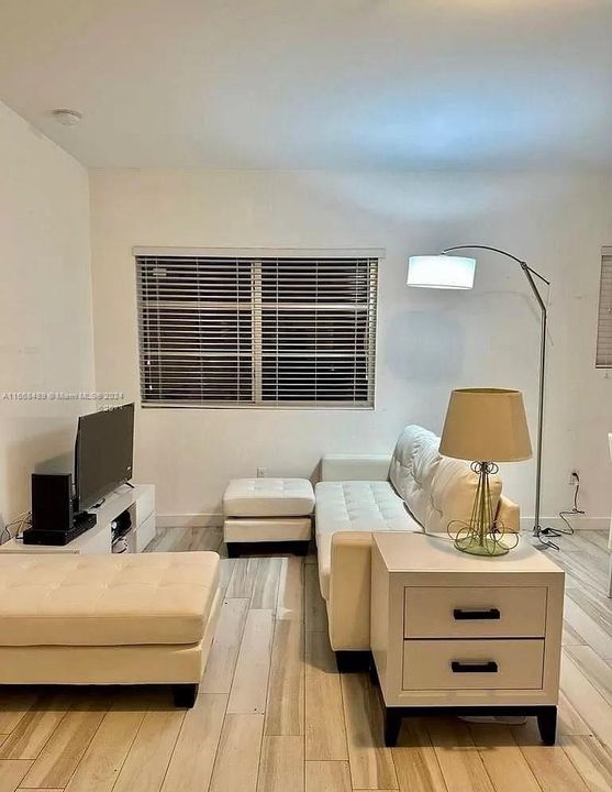 En Venta: $350,000 (1 camas, 1 baños, 519 Pies cuadrados)