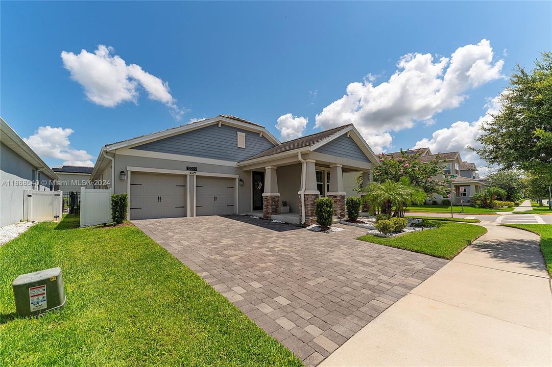 For Sale: $559,870 (3 beds, 2 baths, 2089 Square Feet)