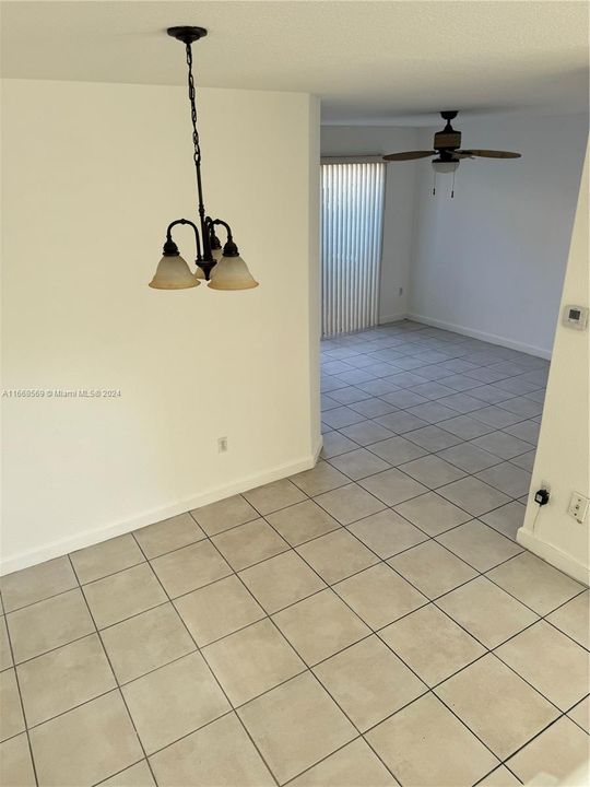 For Rent: $2,950 (3 beds, 3 baths, 1500 Square Feet)