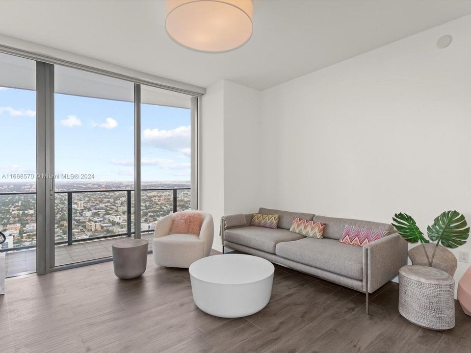 Active With Contract: $9,250 (2 beds, 2 baths, 1249 Square Feet)