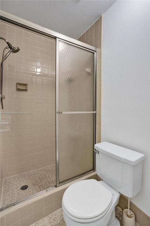 For Sale: $289,000 (2 beds, 2 baths, 1150 Square Feet)