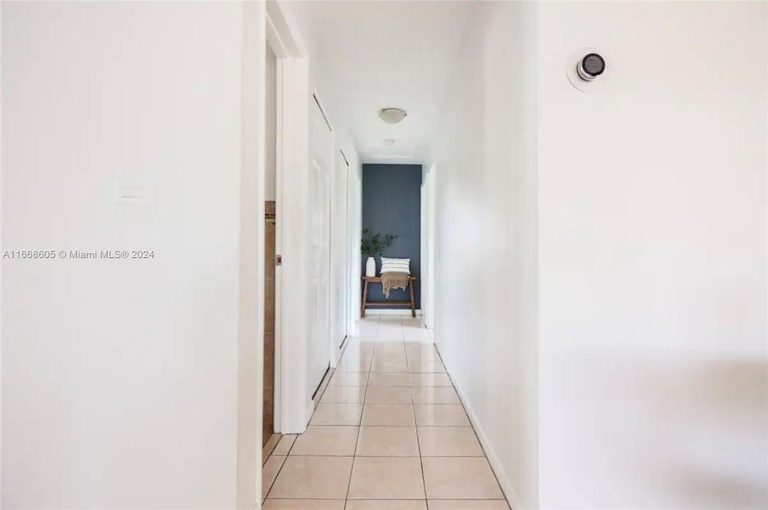 En Venta: $835,000 (3 camas, 2 baños, 1491 Pies cuadrados)