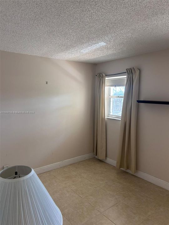 For Sale: $130,000 (2 beds, 2 baths, 850 Square Feet)