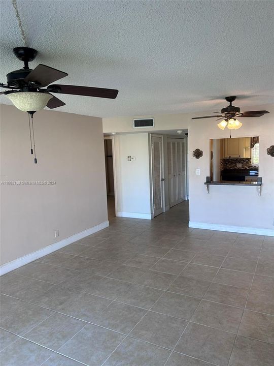 For Sale: $130,000 (2 beds, 2 baths, 850 Square Feet)