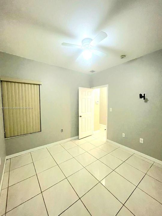 For Rent: $2,700 (3 beds, 2 baths, 1182 Square Feet)