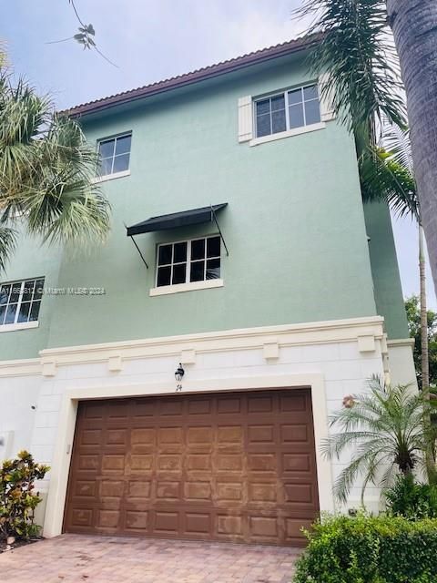 For Rent: $4,500 (3 beds, 3 baths, 2150 Square Feet)