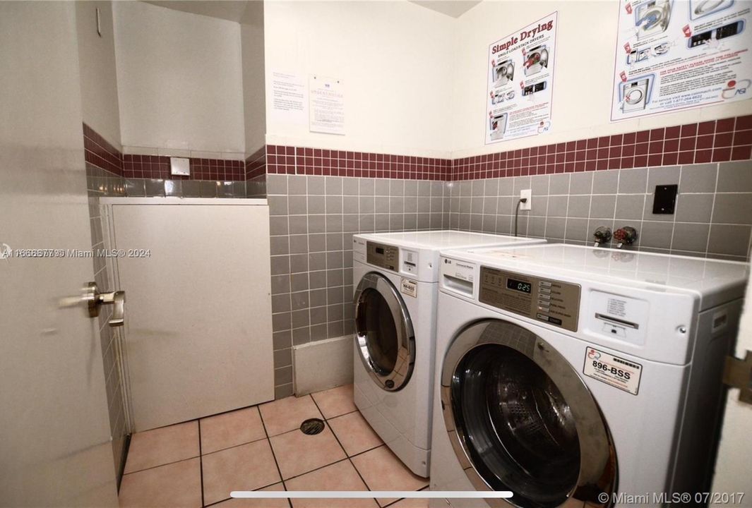 Laundry in same floor