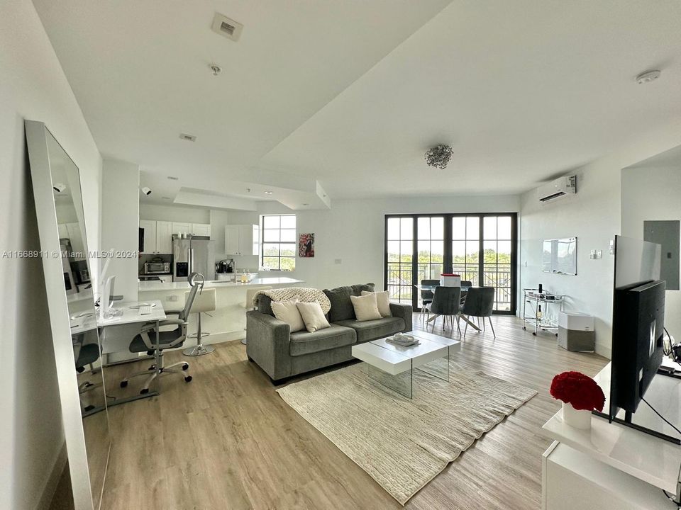 Recientemente alquilado: $2,100 (1 camas, 1 baños, 706 Pies cuadrados)