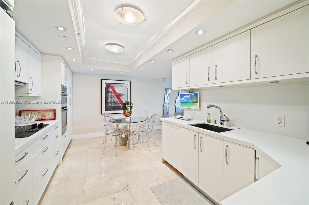 For Sale: $2,199,000 (2 beds, 2 baths, 2060 Square Feet)