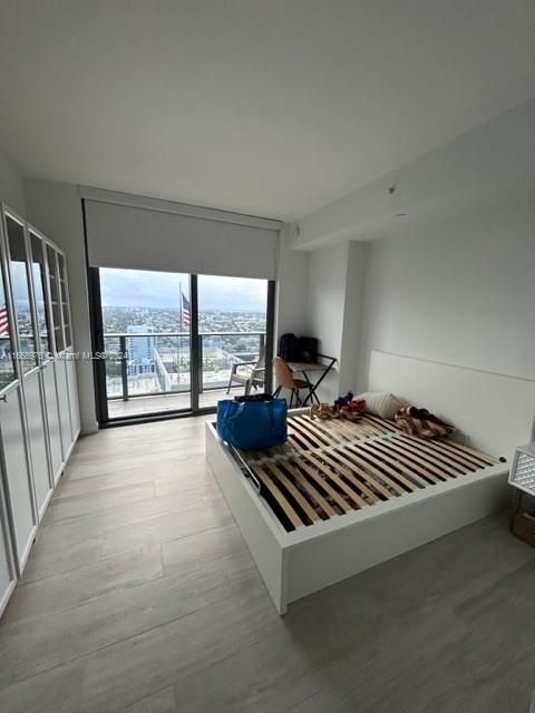 最近租的: $5,400 (2 贝兹, 2 浴室, 1053 平方英尺)