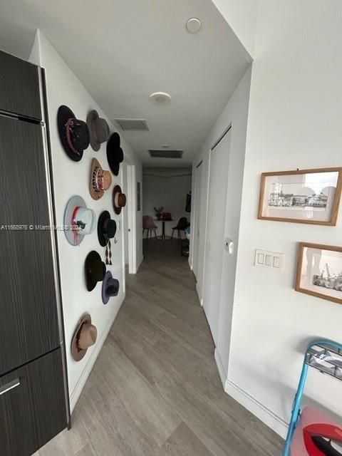 最近租的: $5,400 (2 贝兹, 2 浴室, 1053 平方英尺)