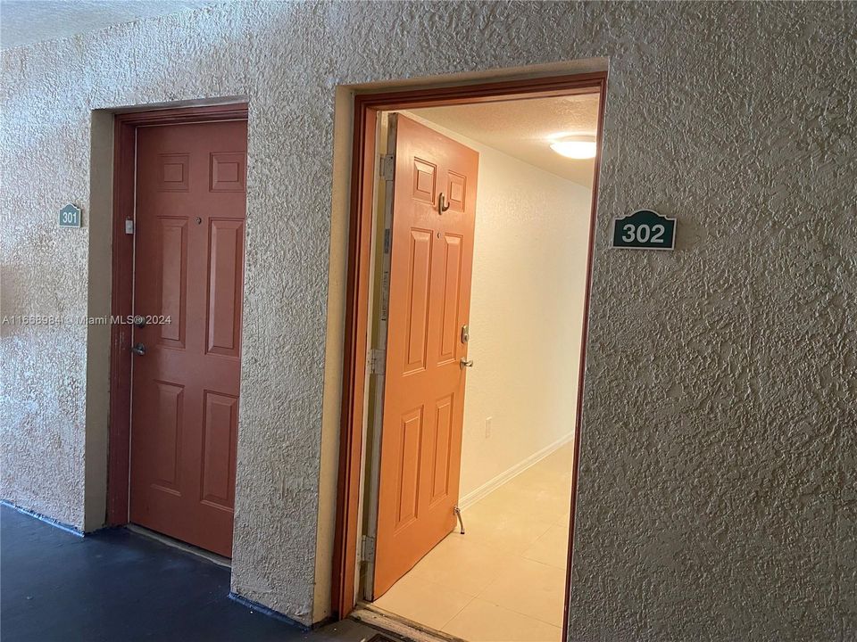 For Rent: $2,550 (2 beds, 2 baths, 1080 Square Feet)