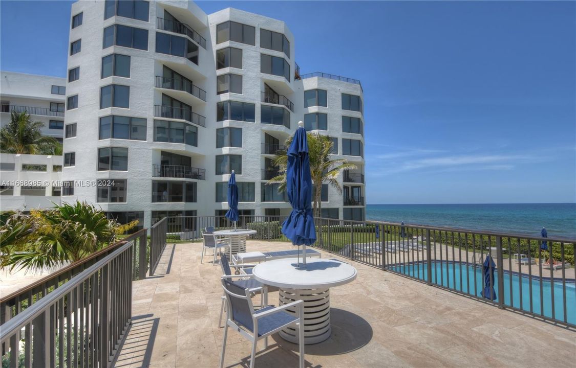 Sun Deck