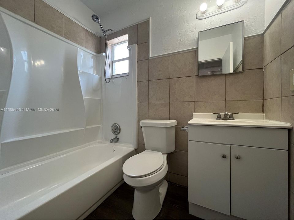 For Sale: $650,000 (0 beds, 0 baths, 1914 Square Feet)