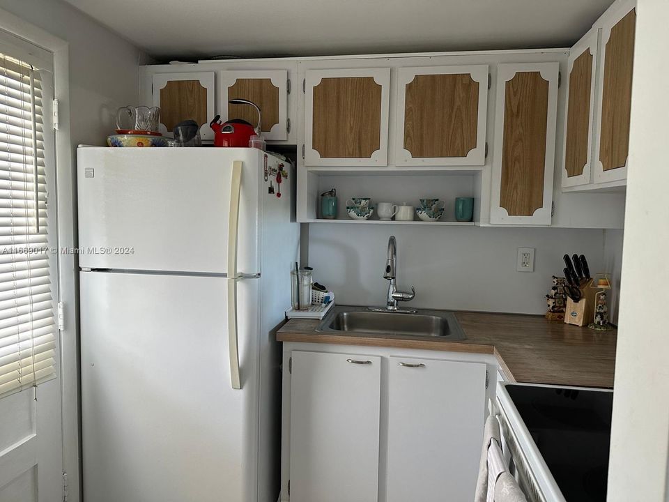 For Rent: $1,650 (1 beds, 1 baths, 763 Square Feet)