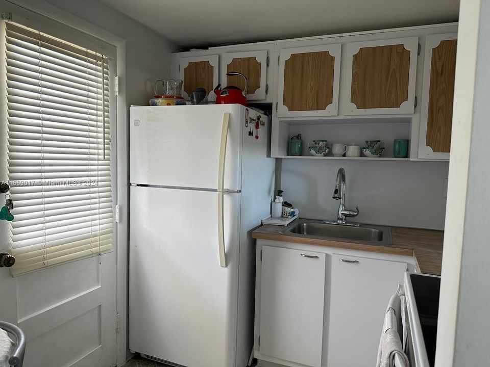 For Rent: $1,650 (1 beds, 1 baths, 763 Square Feet)