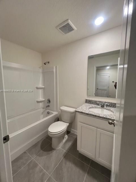 For Rent: $2,300 (3 beds, 2 baths, 0 Square Feet)