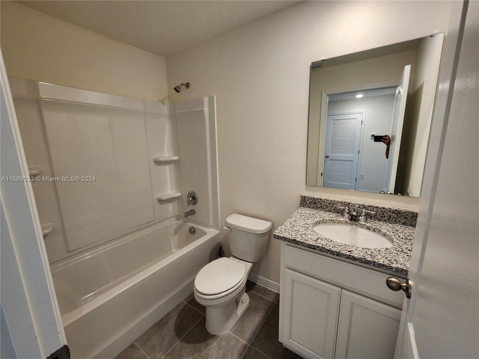 For Rent: $2,300 (3 beds, 2 baths, 0 Square Feet)