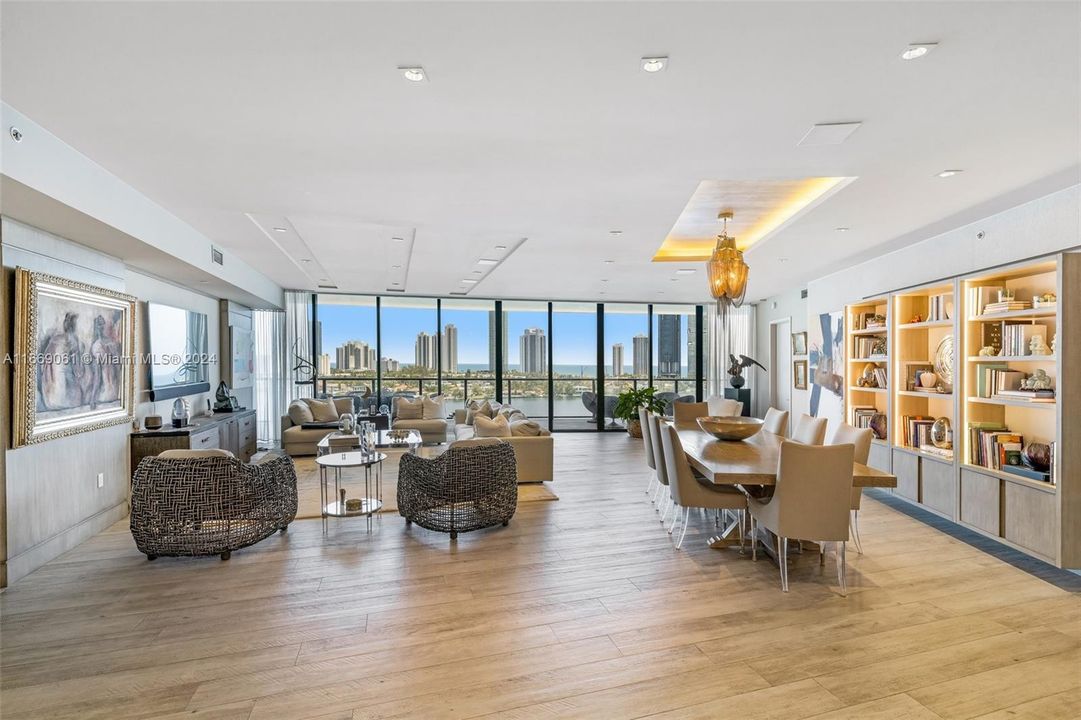 For Sale: $3,599,900 (3 beds, 4 baths, 2977 Square Feet)