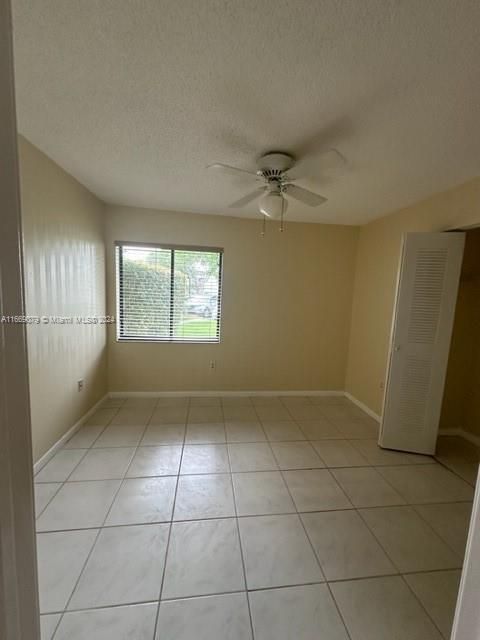 For Rent: $2,800 (2 beds, 2 baths, 1100 Square Feet)