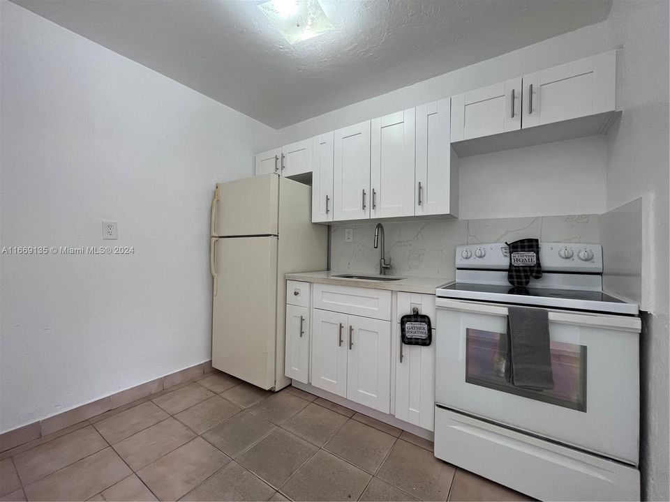 For Sale: $650,000 (0 beds, 0 baths, 1914 Square Feet)