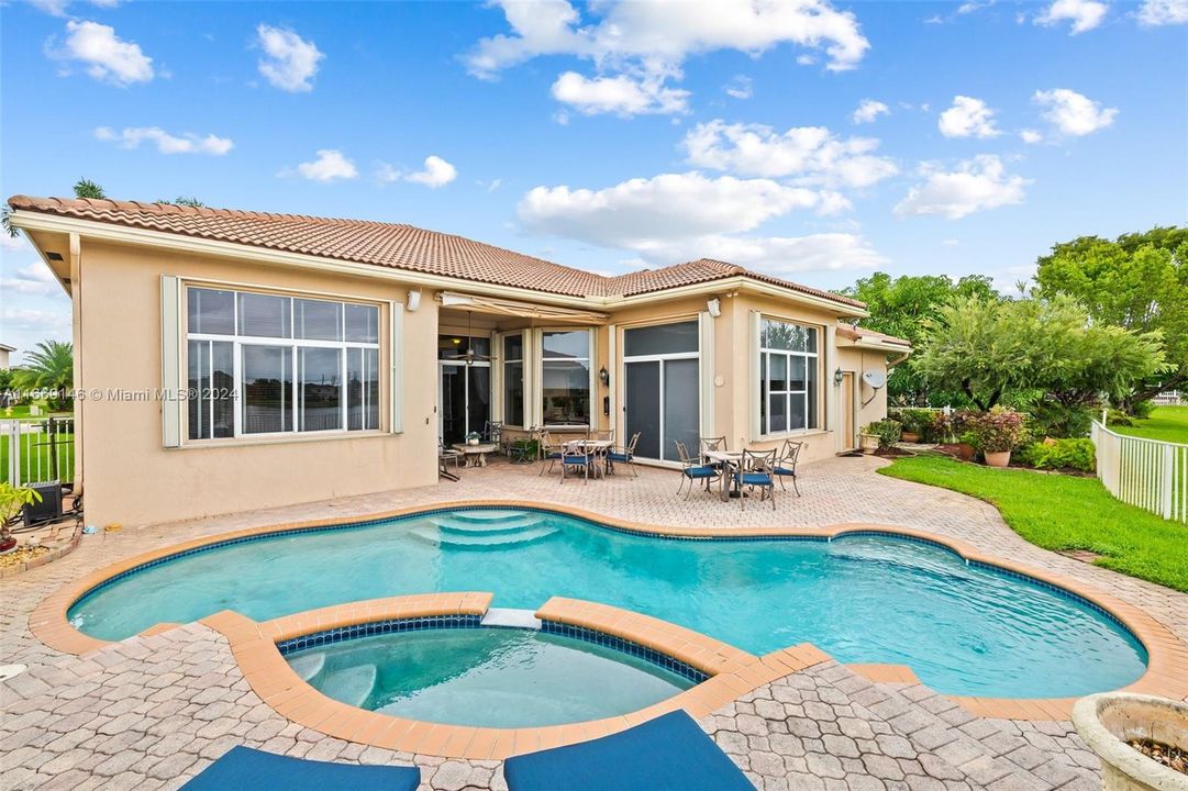 Patio & Pool