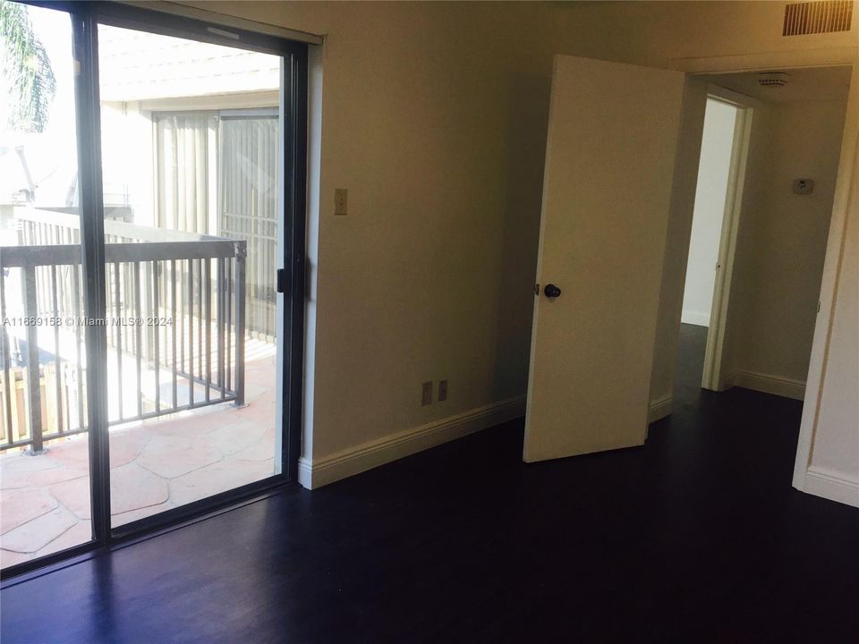 For Sale: $308,500 (2 beds, 2 baths, 1530 Square Feet)