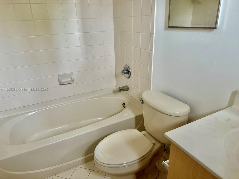 For Rent: $3,000 (2 beds, 2 baths, 1155 Square Feet)