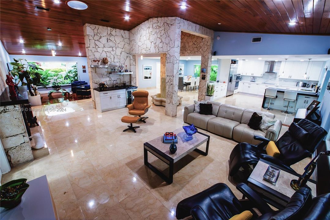 En Venta: $2,300,000 (4 camas, 5 baños, 3994 Pies cuadrados)