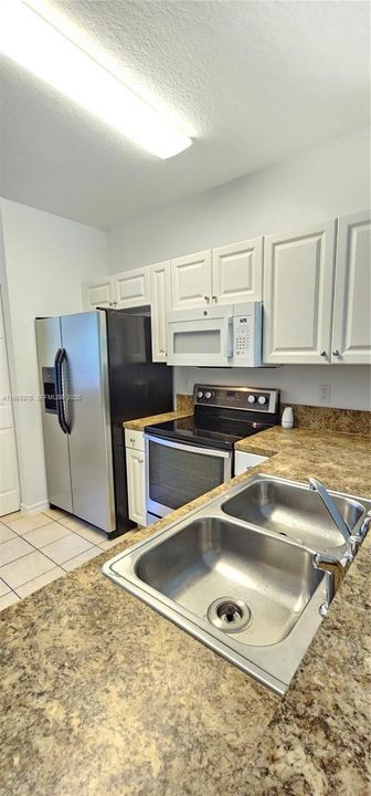 En Venta: $234,000 (2 camas, 2 baños, 1227 Pies cuadrados)