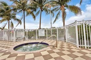 For Sale: $257,000 (2 beds, 2 baths, 1227 Square Feet)