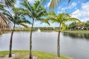 For Sale: $257,000 (2 beds, 2 baths, 1227 Square Feet)