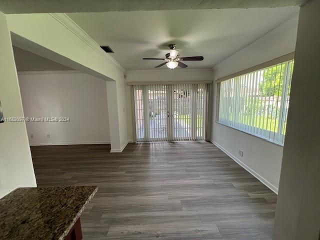 For Rent: $3,500 (4 beds, 2 baths, 1903 Square Feet)