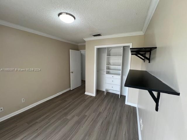 For Rent: $3,500 (4 beds, 2 baths, 1903 Square Feet)