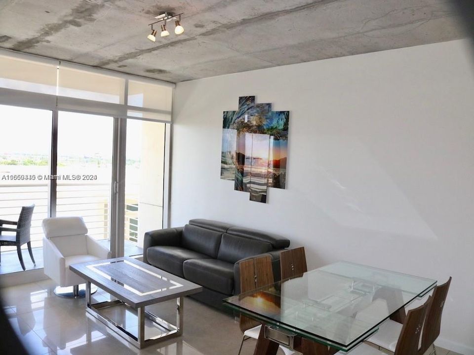 En Venta: $525,000 (1 camas, 1 baños, 753 Pies cuadrados)