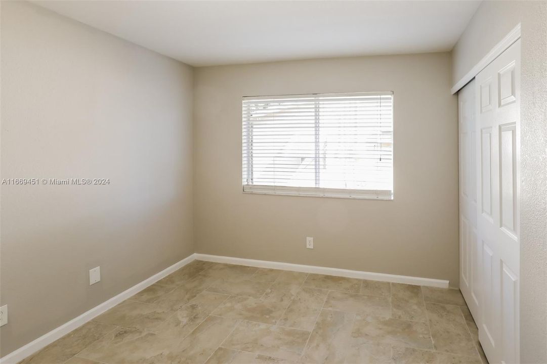 Active With Contract: $2,530 (3 beds, 2 baths, 1590 Square Feet)