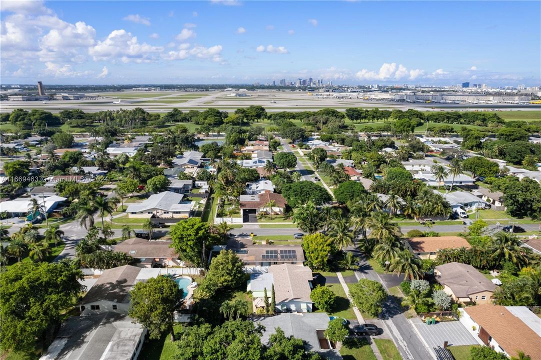 For Sale: $619,900 (3 beds, 2 baths, 1906 Square Feet)