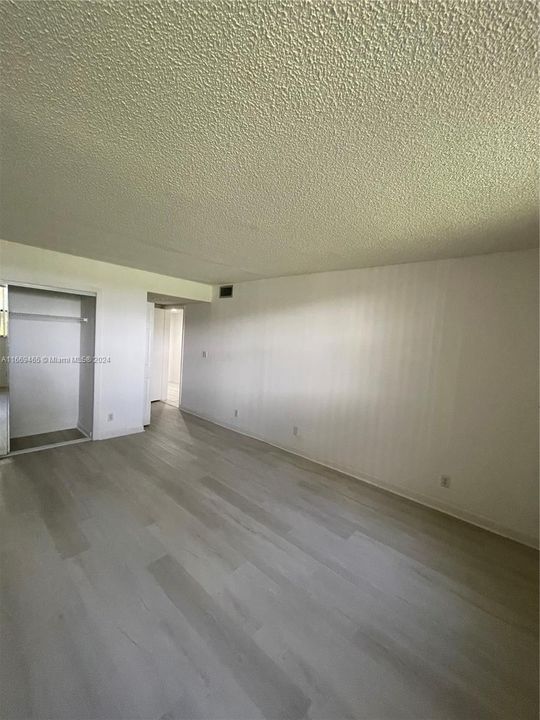 For Rent: $2,750 (2 beds, 2 baths, 1235 Square Feet)