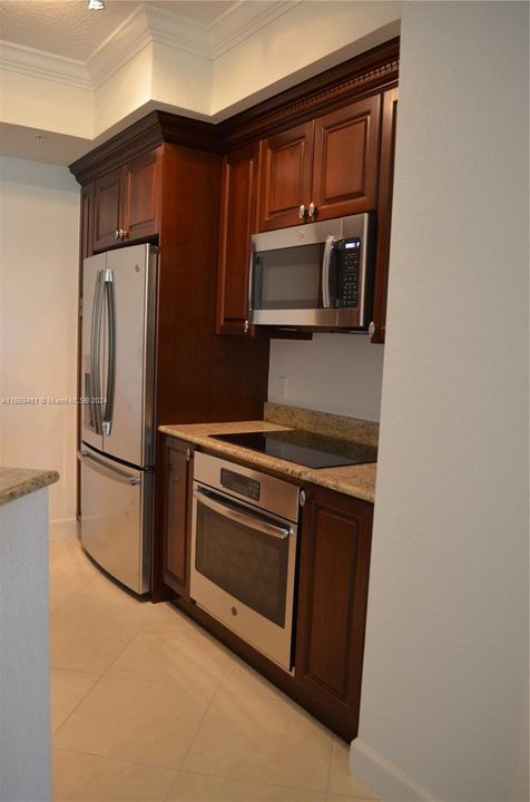 Kitchen-Newer appliances