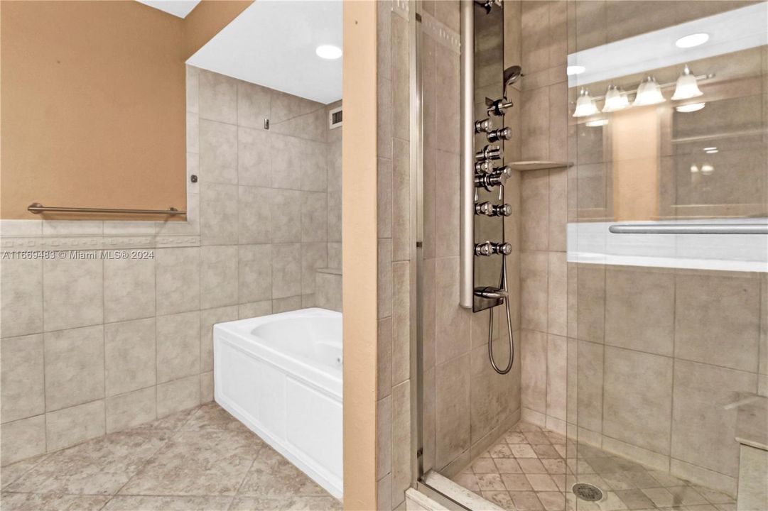 For Sale: $529,900 (2 beds, 2 baths, 1430 Square Feet)