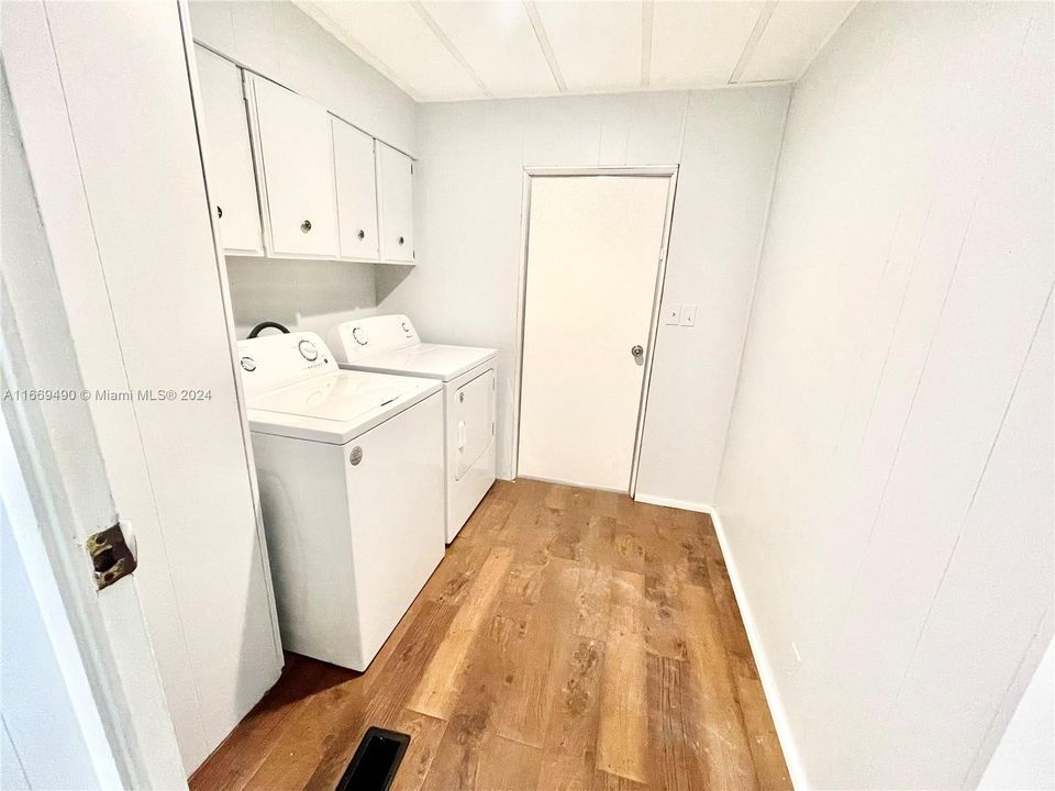 En Venta: $230,000 (2 camas, 2 baños, 1440 Pies cuadrados)