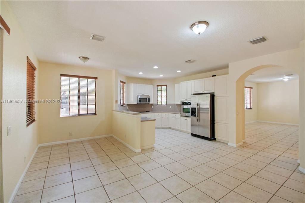 For Rent: $4,100 (4 beds, 3 baths, 0 Square Feet)