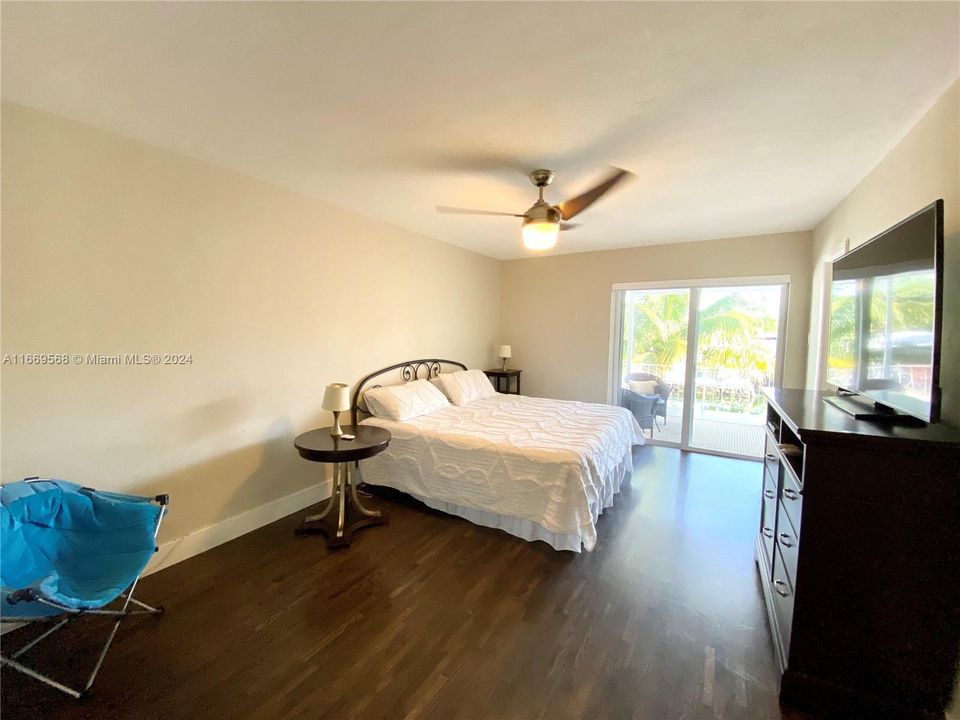 For Rent: $4,000 (2 beds, 2 baths, 1482 Square Feet)