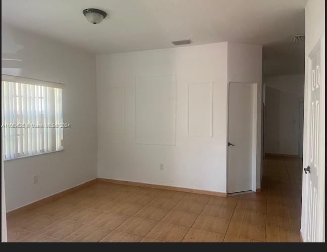 For Rent: $3,450 (3 beds, 2 baths, 1700 Square Feet)