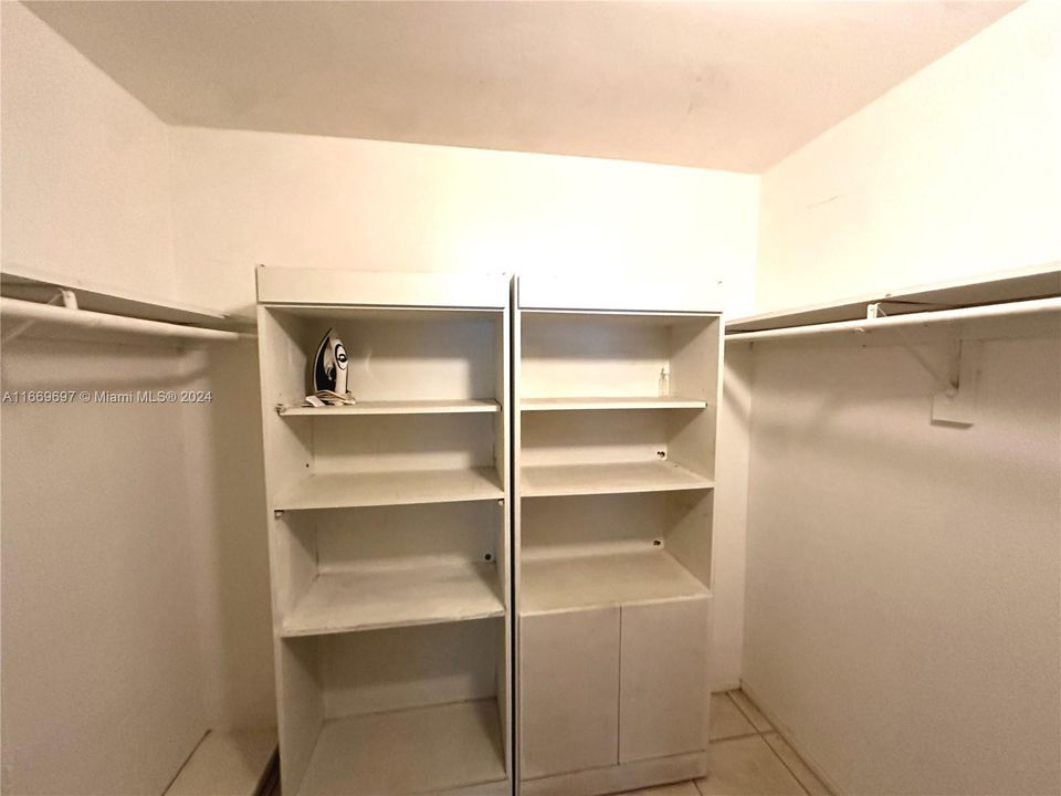 En Renta: $1,950 (1 camas, 1 baños, 750 Pies cuadrados)